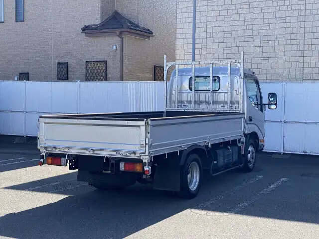 トヨタ ダイナ 小型 平ボディ TPG-XZU645 H31/R1の中古トラック画像3