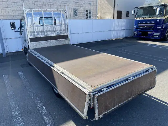 トヨタ ダイナ 小型 平ボディ TPG-XZU645 H31/R1の中古トラック画像7