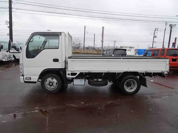 いすゞ エルフ 小型 平ボディ SKG-NJR85A H23の中古トラック画像3