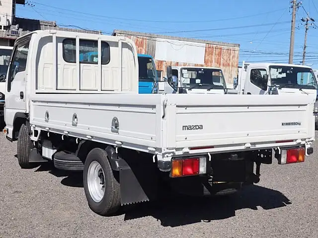 マツダ タイタン 小型 平ボディ 床鉄板 2RG-LHR88Aの中古トラック画像4