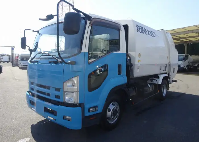 いすゞ フォワード 中型/増トン パッカー車 巻き込み式 回転ダンプ式の中古トラック画像1