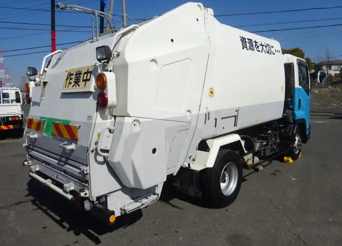 いすゞ フォワード 中型/増トン パッカー車 巻き込み式 回転ダンプ式の中古トラック画像2