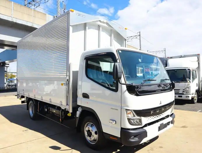 三菱 キャンター 小型 ウイング 2RG-FEB80 R5の中古トラック画像2
