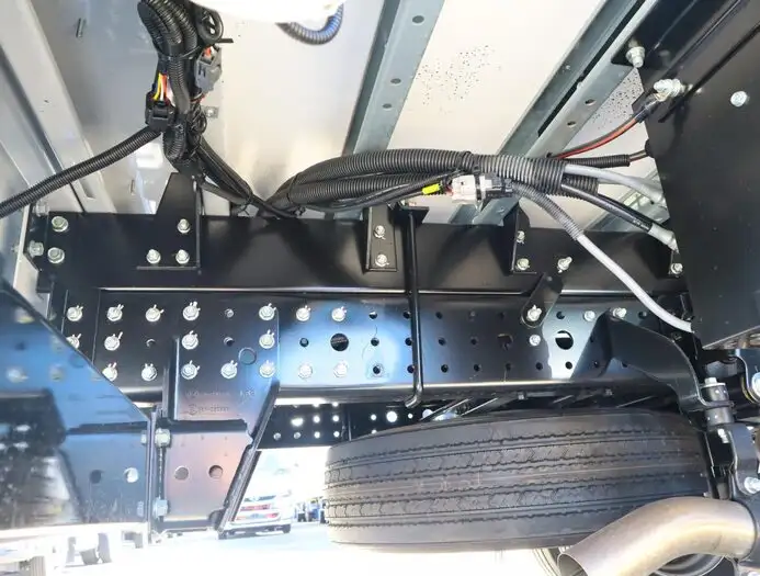 三菱 キャンター 小型 ウイング 2RG-FEB80 R5の中古トラック画像16