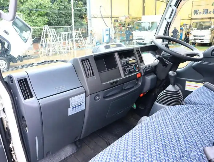いすゞ エルフ 小型 平ボディ 2RG-NHS88 R3の中古トラック画像10