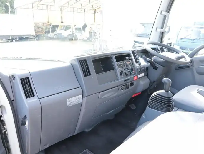 いすゞ エルフ 小型 平ボディ TRG-NLR85AR H27の中古トラック画像8