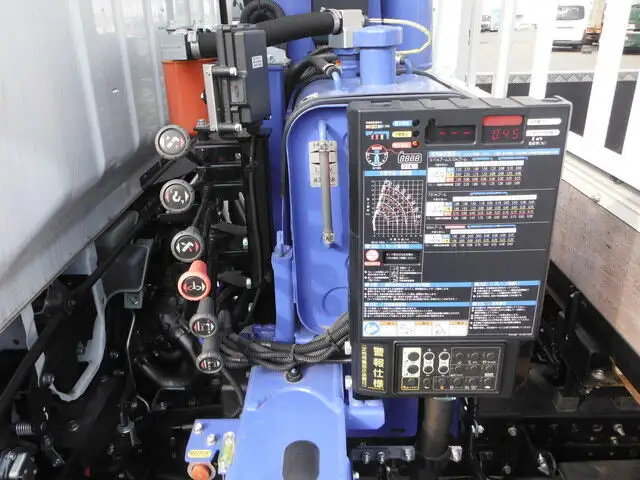 三菱 キャンター 小型 クレーン付 床鉄板 4段の中古トラック画像7