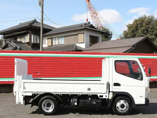 三菱 キャンター 小型 平ボディ パワーゲート TPG-FBA20の中古トラック画像3