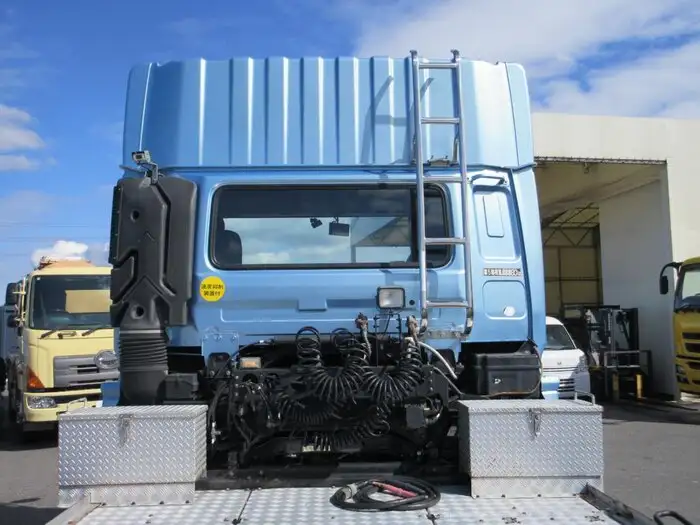 日産UD クオン 大型 トラクター ハイルーフ 1デフの中古トラック画像4