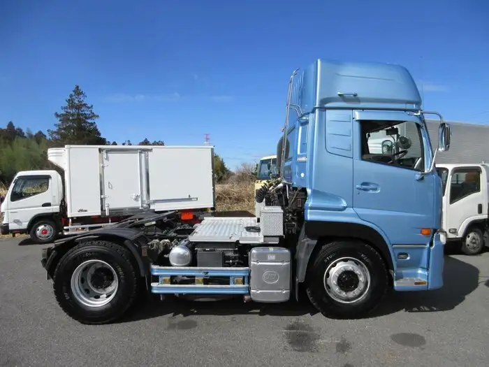 日産UD クオン 大型 トラクター ハイルーフ 1デフの中古トラック画像2
