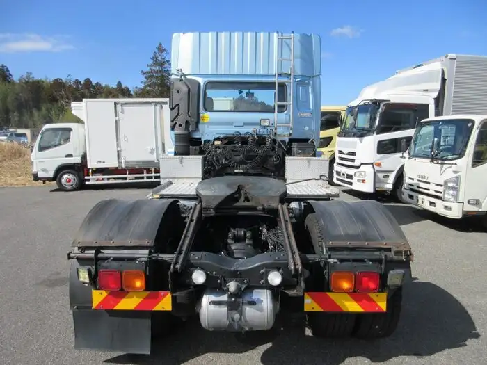 日産UD クオン 大型 トラクター ハイルーフ 1デフの中古トラック画像3
