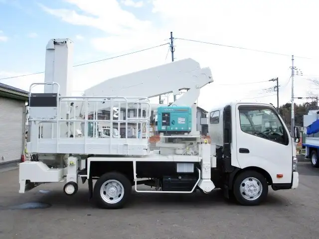 日野 デュトロ 小型 高所・建柱車  TKG-XZU700Xの中古トラック画像3