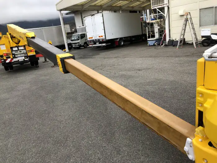 いすゞ エルフ 小型 高所・建柱車 高所作業車 電工仕様の中古トラック画像6