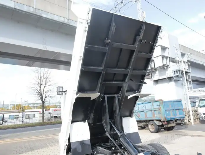 マツダ タイタン 小型 ダンプ 強化 2RG-LKR88ADの中古トラック画像13