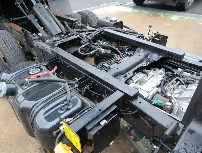 いすゞ エルフ 小型 ダンプ ローダー カスタムの中古トラック画像16
