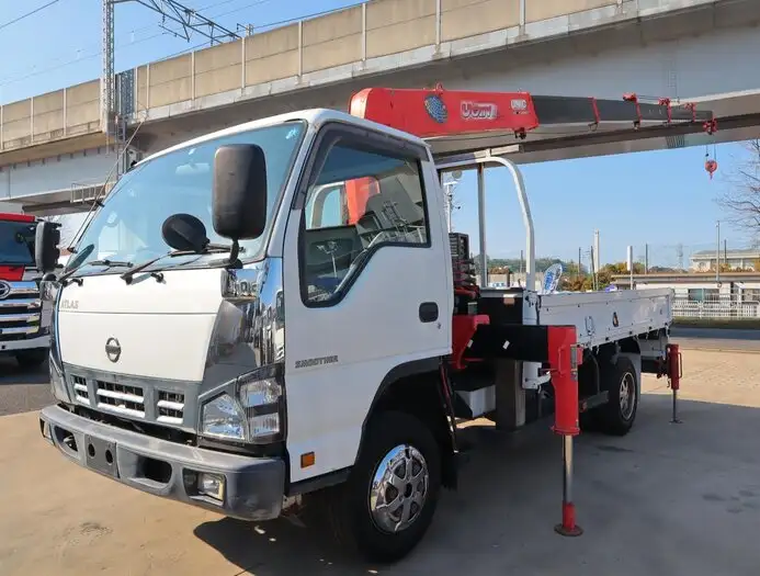 日産 アトラス 小型 クレーン付 6段 ラジコンの中古トラック画像1