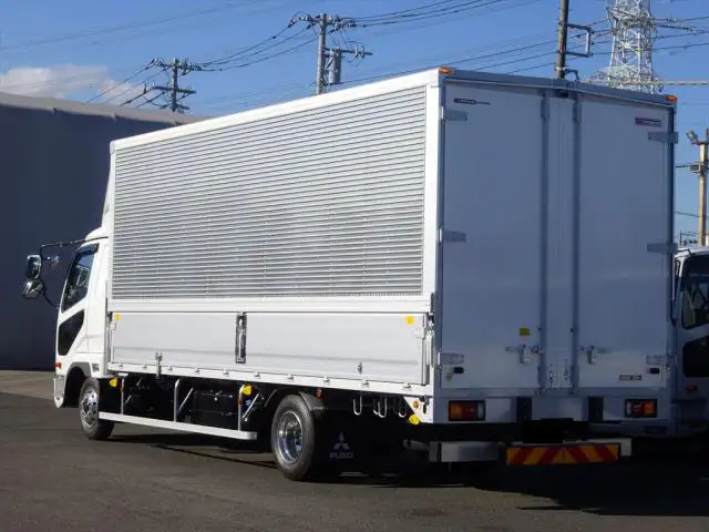 三菱 ファイター 中型/増トン ウイング エアサス ベッドの中古トラック画像4