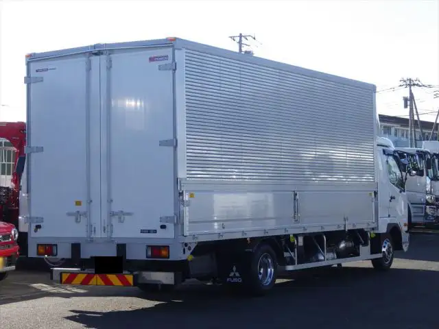 三菱 ファイター 中型/増トン ウイング エアサス ベッドの中古トラック画像3