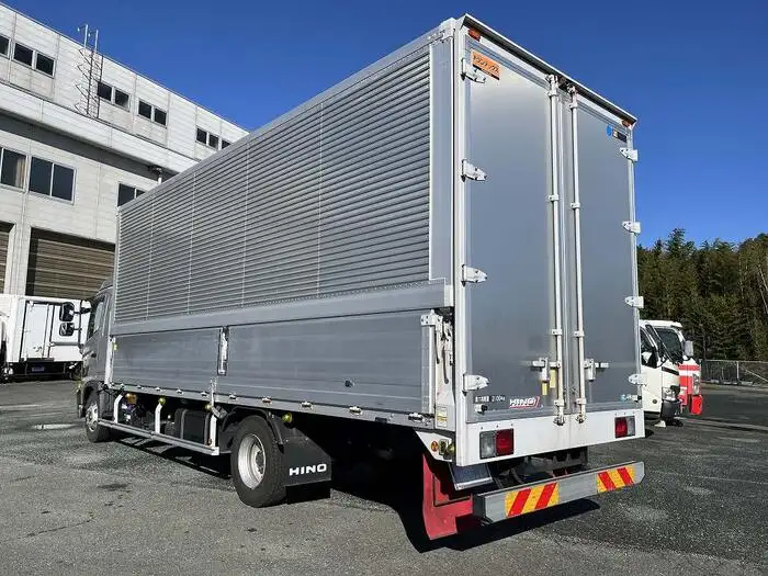 日野 レンジャー 中型/増トン ウイング エアサス ベッドの中古トラック画像3