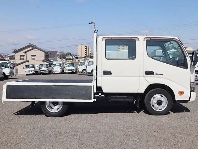 日野 デュトロ 小型 平ボディ Wキャブ TPG-XZU605Mの中古トラック画像9