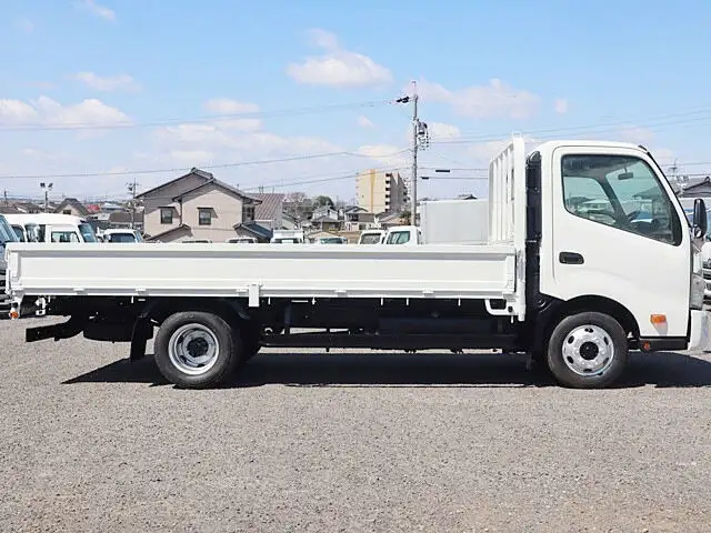 トヨタ トヨエース 小型 平ボディ TKG-XZU710 H29の中古トラック画像3