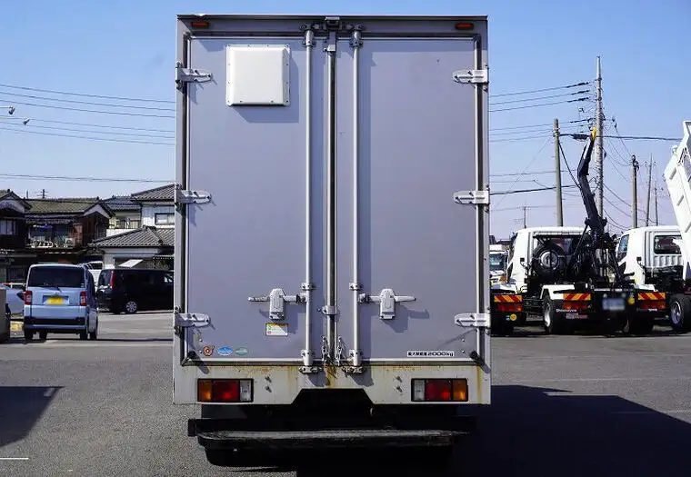 いすゞ エルフ 小型 アルミバン サイドドア TPG-NMR85ANの中古トラック画像3