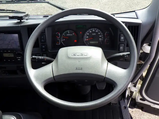 いすゞ フォワード 中型/増トン 平ボディ ベッド TKG-FRR90S2の中古トラック画像9