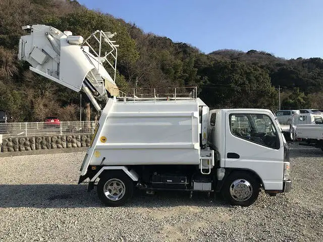 三菱 キャンター 小型 パッカー車 プレス式 PA-FE73DBの中古トラック画像5