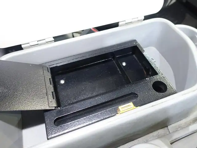 日野 デュトロ 小型 アルミバン サイドドア 3枚観音の中古トラック画像14