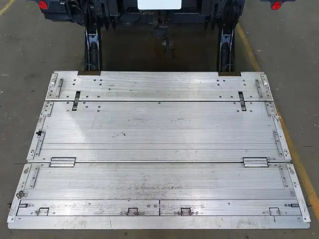 三菱 キャンター 小型 冷凍冷蔵 低温 パワーゲートの中古トラック画像8