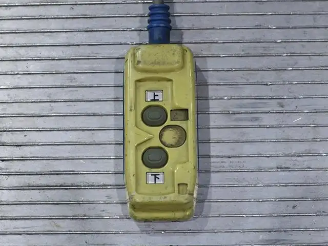 トヨタ ダイナ 小型 ウイング パワーゲート 床鉄板の中古トラック画像9