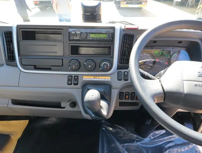 三菱 キャンター 小型 ウイング 2RG-FEB80 R5の中古トラック画像13