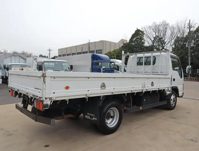 いすゞ エルフ 小型 平ボディ PB-NPR81AR H18の中古トラック画像2