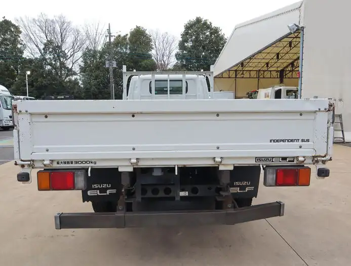 いすゞ エルフ 小型 平ボディ PB-NPR81AR H18の中古トラック画像3