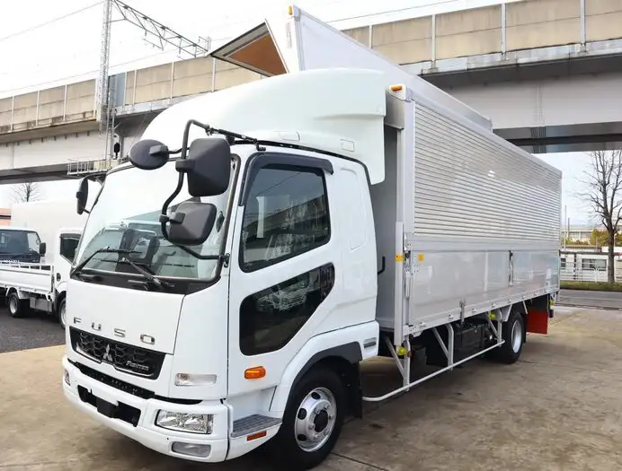 三菱 ファイター 中型/増トン ウイング ベッド 2KG-FK62Fの中古トラック画像1