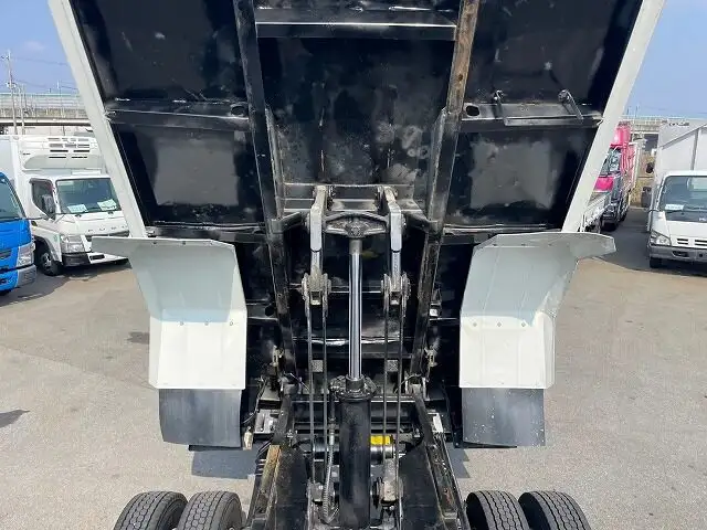 いすゞ フォワード 中型/増トン ダンプ 強化 TKG-FRR90S1の中古トラック画像15