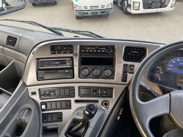 日産UD クオン 大型 トラクター ハイルーフ 1デフの中古トラック画像15