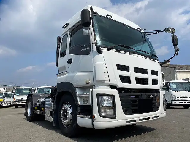 いすゞ ギガ 大型 トラクター ハイルーフ 1デフの中古トラック画像1