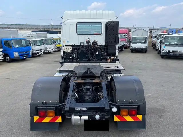 いすゞ ギガ 大型 トラクター ハイルーフ 1デフの中古トラック画像3