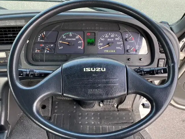 いすゞ ギガ 大型 トラクター ハイルーフ 1デフの中古トラック画像13