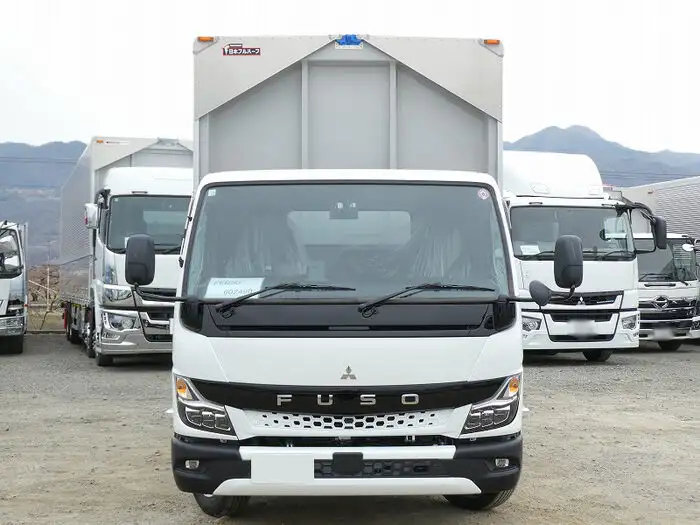 三菱 キャンター 小型 ウイング 2RG-FEB50 R5の中古トラック画像2