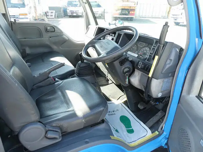 いすゞ エルフ 小型 高所・建柱車 高所作業車 BDG-NKR85N の中古 いすゞ エルフ 小型 高所・建柱車 高所作業車 BDG-NKR85N の中古