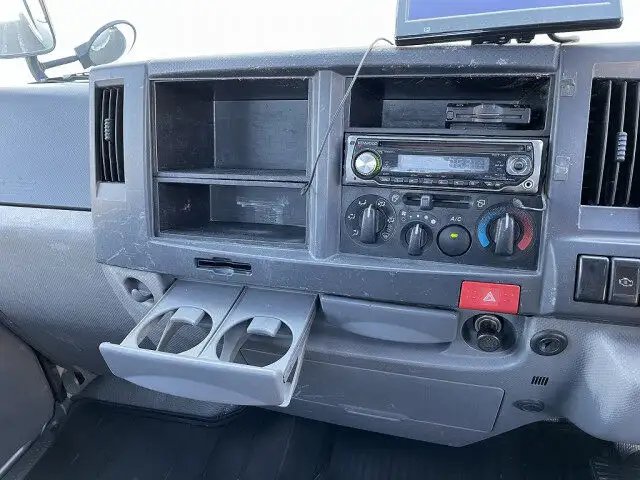 いすゞ エルフ 小型 平ボディ TKG-NHR85A H26の中古トラック画像14