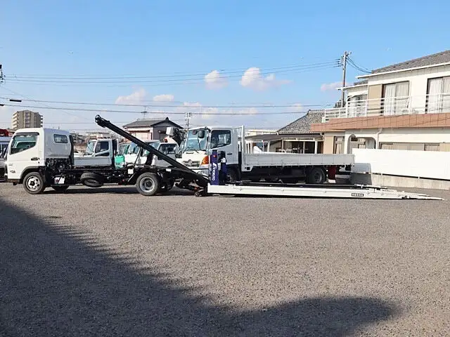 三菱 キャンター 小型 車両重機運搬 ラジコン ウインチの中古トラック画像9