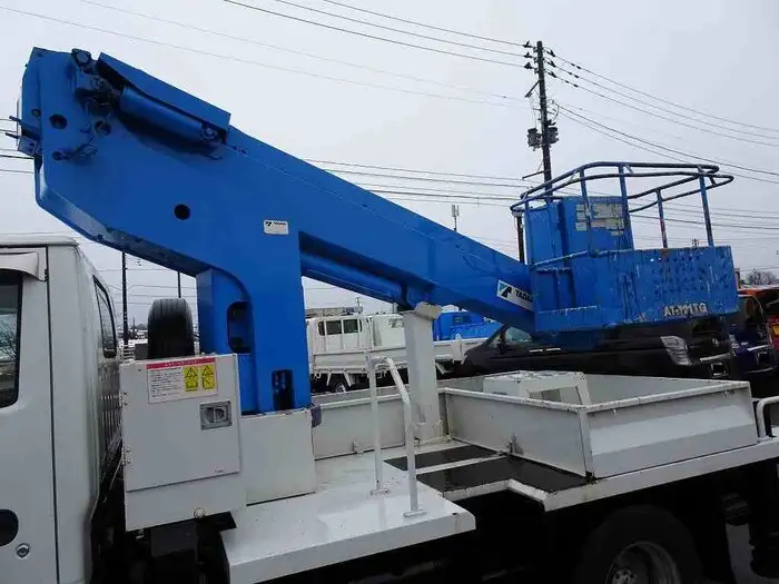 いすゞ エルフ 小型 高所・建柱車 高所作業車 KR-NKR81E3Nの中古トラック画像4