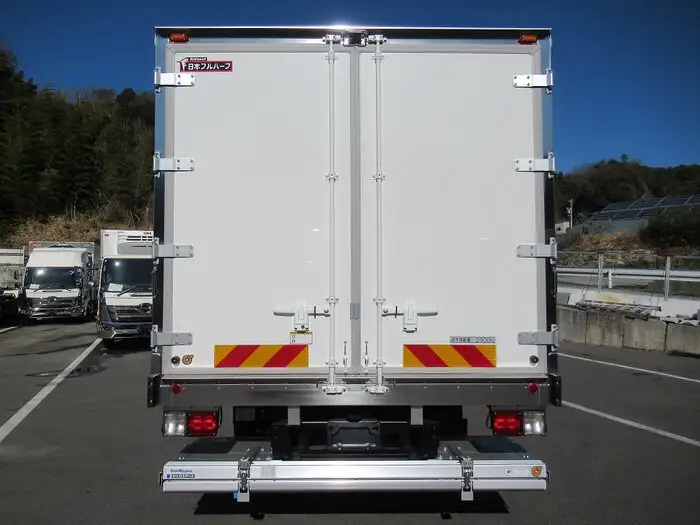 日野 レンジャー 中型/増トン 冷凍冷蔵 低温 パワーゲートの中古トラック画像3