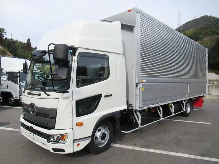 日野 レンジャー 中型/増トン ウイング エアサス ベッドの中古トラック画像1