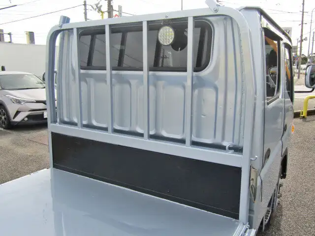 三菱 キャンター 小型 平ボディ Wキャブ 床鉄板の中古トラック画像7