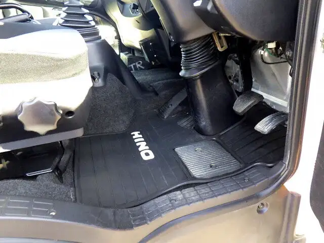 日野 レンジャー 中型/増トン 平ボディ TKG-FC9JKAP H28の中古トラック画像14