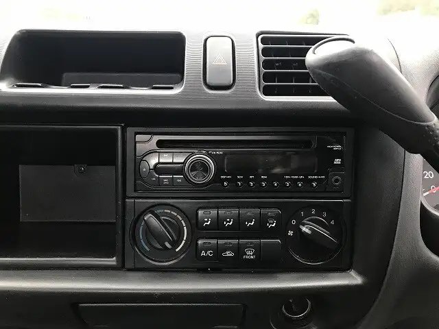 日産 バネット 小型 平ボディ 床鉄板 ABF-SKP2LNの中古トラック画像11